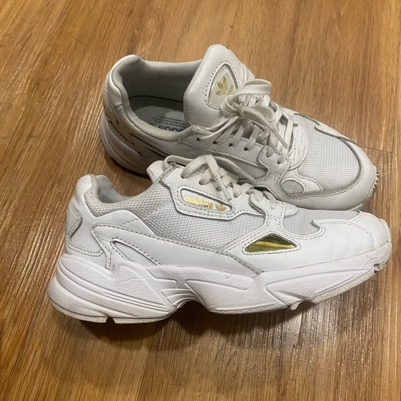 Adidas chunky white sneakers - Picture 1 of 9